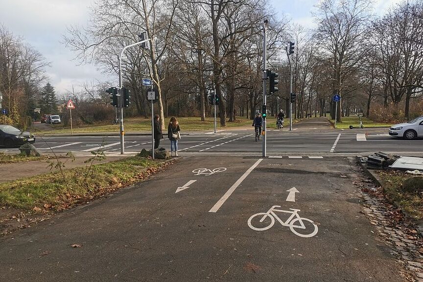 Querung Drususwall Fahrrad-freundliche Querung der Windmühlenstraße am Drususwall