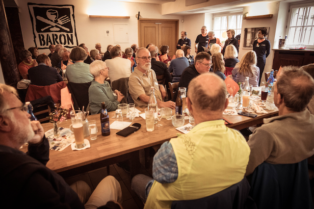 25_Jahre_ADFC_Mainz-Bingen__2025_10_11_ADFC-Jubi-Feier_A7404743_.png Wir feiern uns im Baron